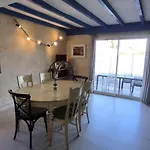 Dom wakacyjny Mes Maisons A La Pinede